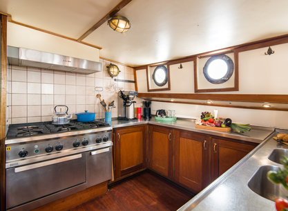 Pieperrace IJsselmeer auf Plattbodenschiff Bontekoe ab Volendam, noch 2 Betten für Frau verfügbar