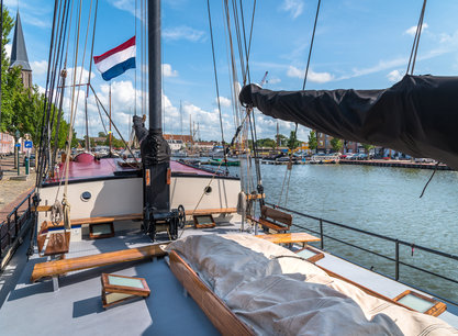 8-Tägiger Segeltörn mit Inselhüpfen auf dem Plattbodenschiff Aegir ab Harlingen auf dem  IJsselmeer im Weltnaturerbe Wattenmeer