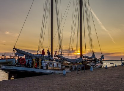 Ostern 2024 segeln IJsselmeer oder Wattenmeer 'Nur für Alleinreisende' auf dem Segelschiff Bontekoe ab Enkhuizen