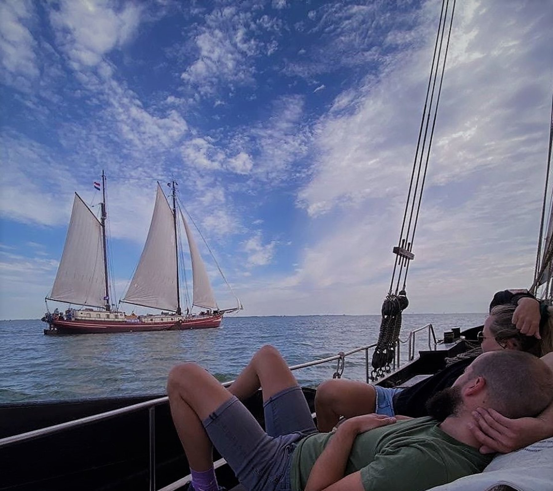 Ein Wochenende 'Adult only' (Halbpension) mit dem Segelschiff Nirwana ab Enkhuizen auf dem IJsselmeer oder Wattenmeer segeln