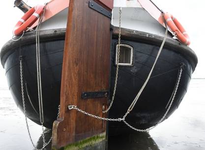 „Willkommen an Bord der Kleine Jager in Enkhuizen zu sechs genussvollen Segeltagen auf dem IJsselmeer und / oder im Weltnaturerbe Wattenmeer