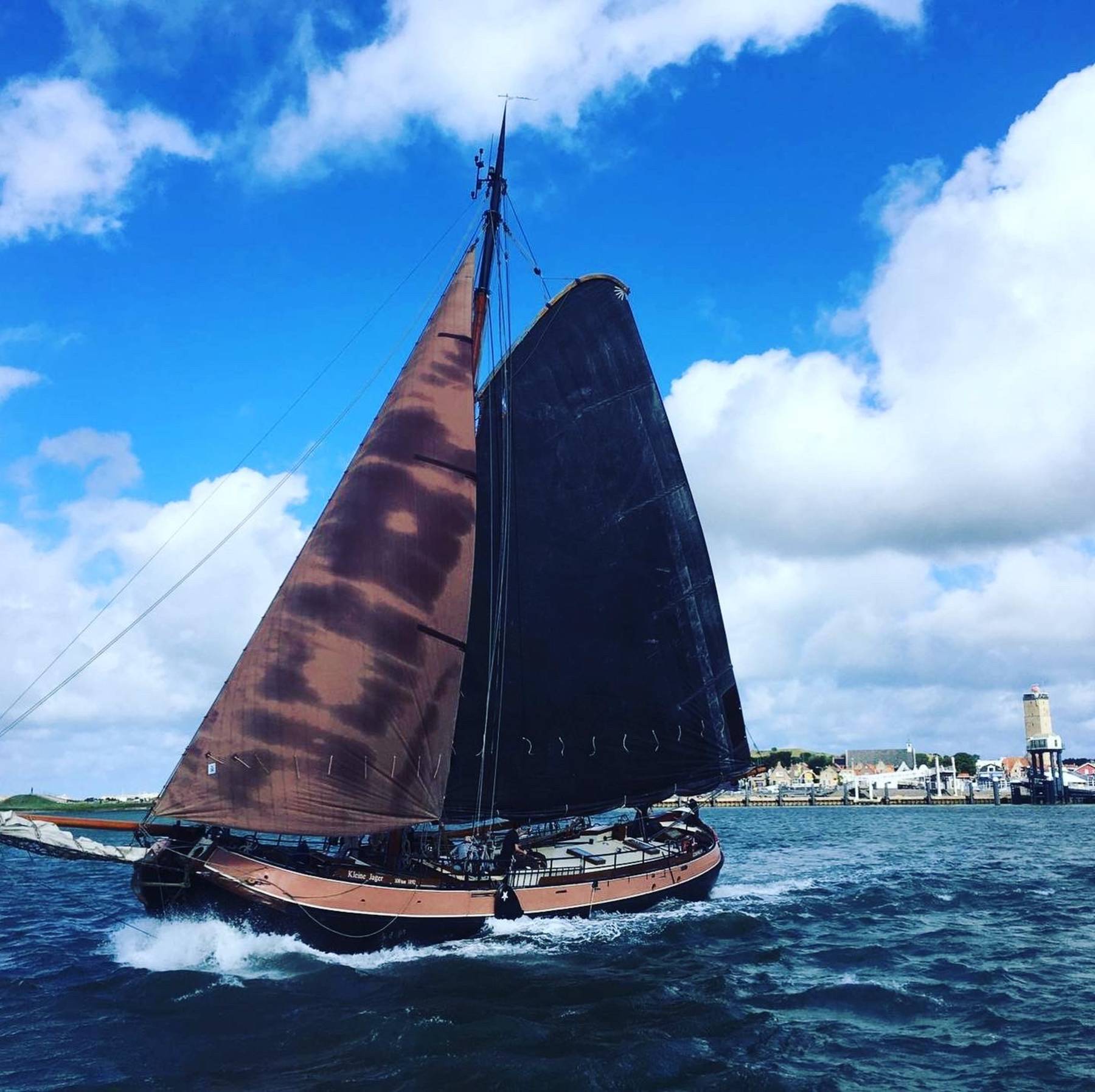 7 genussvolle Segeltage an Bord der Kleine Jager ab Enkhuizen auf dem IJsselmeer und/oder im Weltnaturerbe Wattenmeer