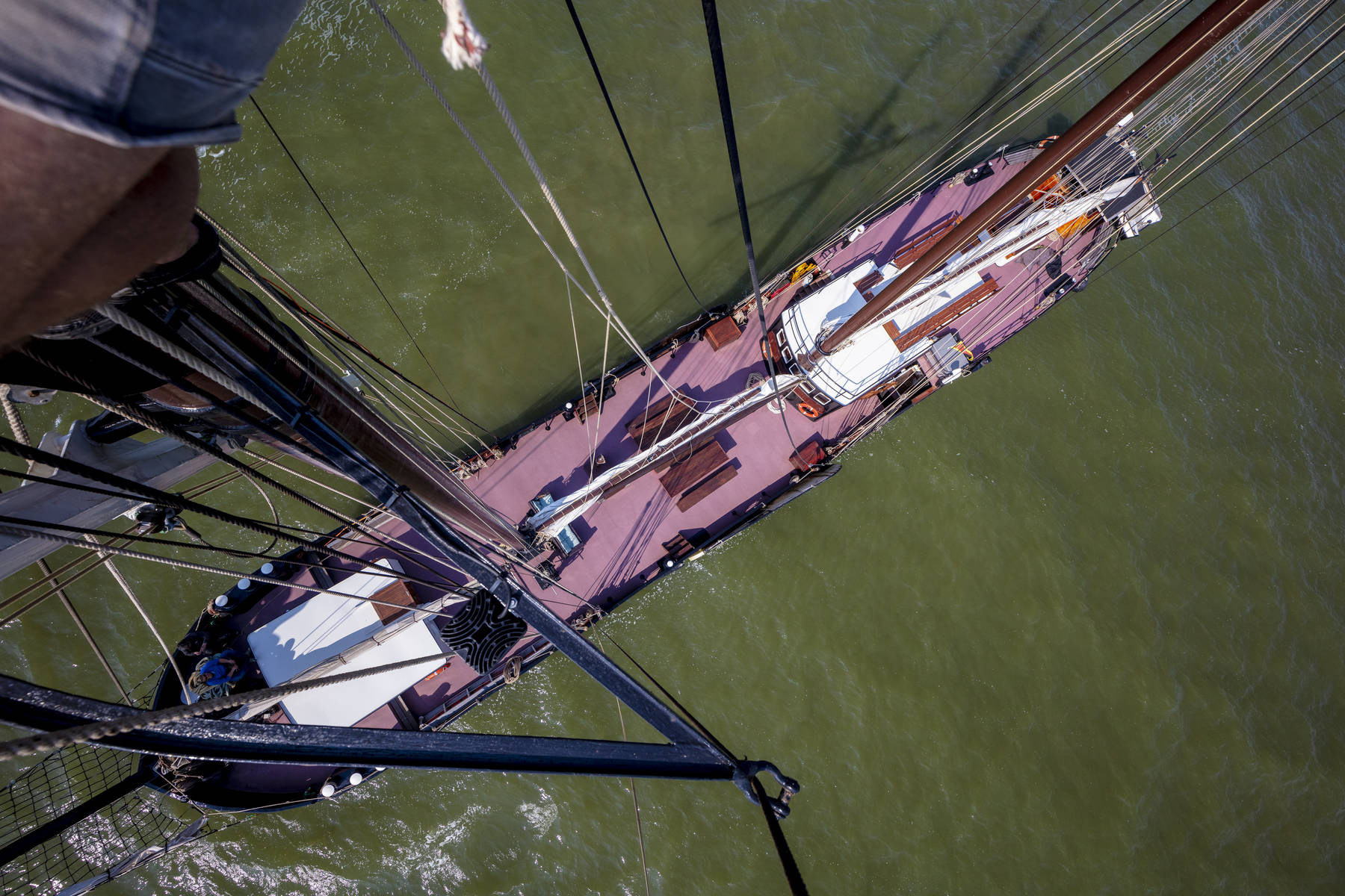 Am Pfingstwochenende mit der Storebaelt ab Harlingen auf dem Wattenmeer oder dem IJsselmeer oder segeln