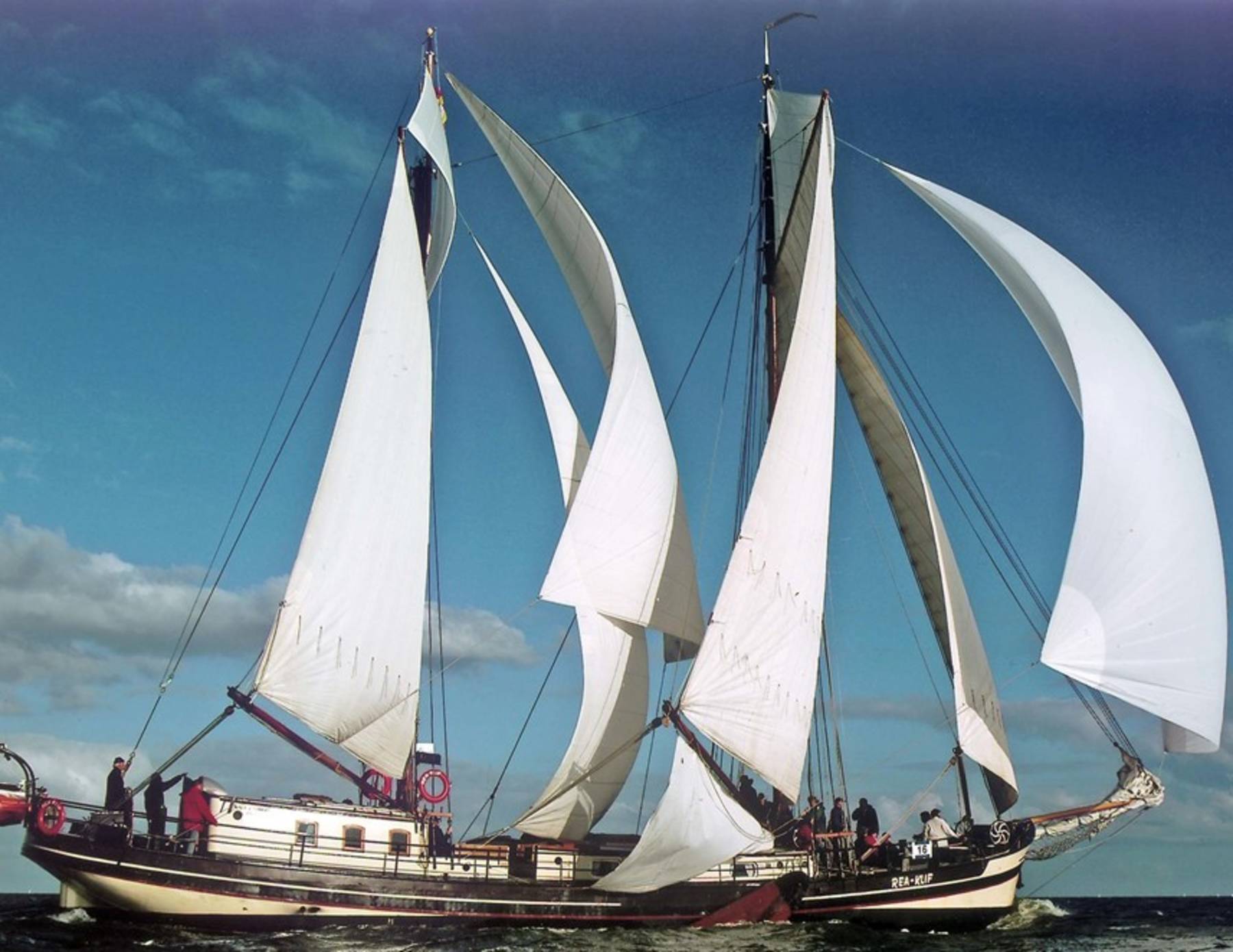 6-daagse zeilvakantie aan boord van de Rea-Klif vanuit Enkhuizen op het IJsselmeer en Waddenzee 